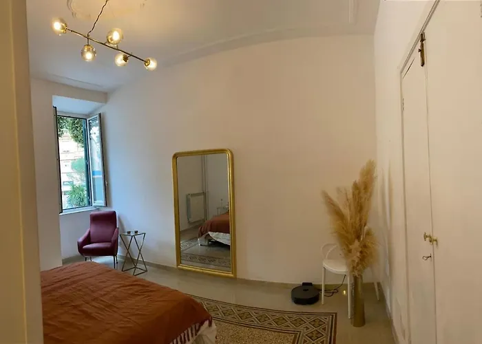 Apartamento Charming In San Pietro Roma